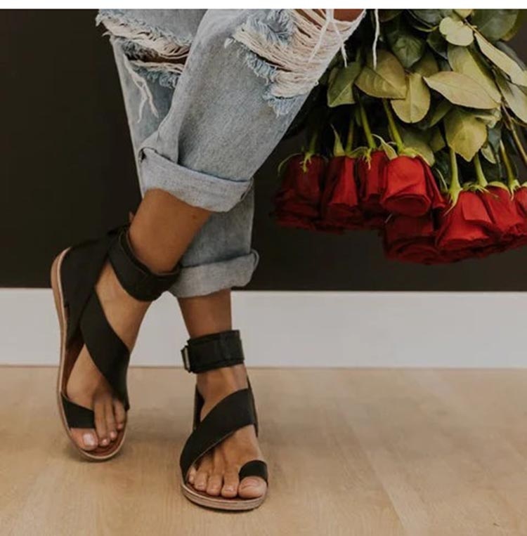 Sandals with Cross Strap and Toe Ring