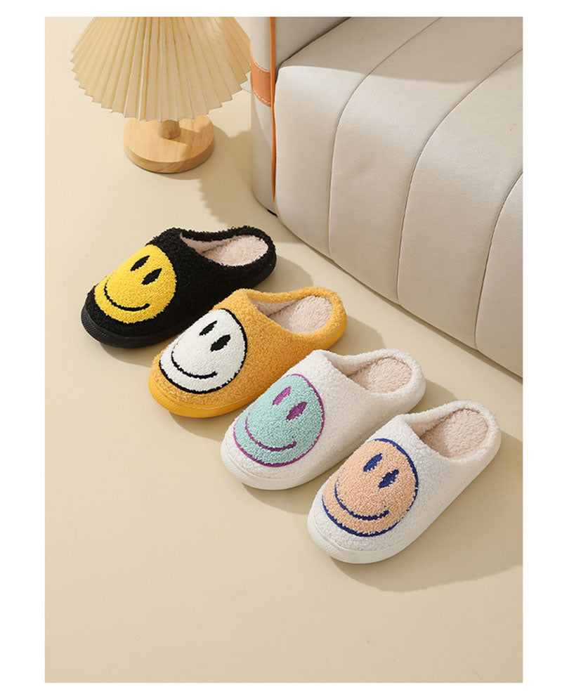 Unisex Smiley Face Slippers – Warm, Soft & Comfortable for Home