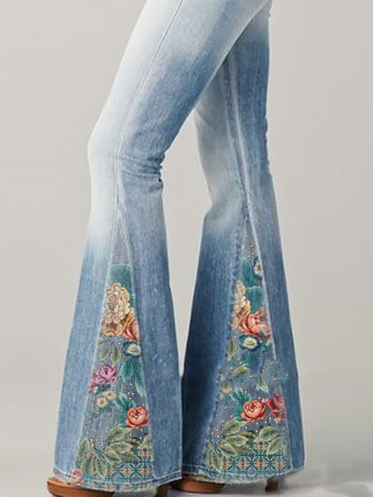 Women's Flared Jeans