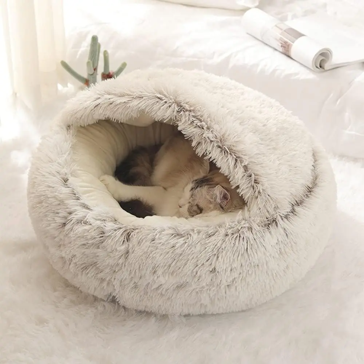 Cozy Cave Pet Bed - Calming and Comfortable Dog Bed for Deep Relaxation