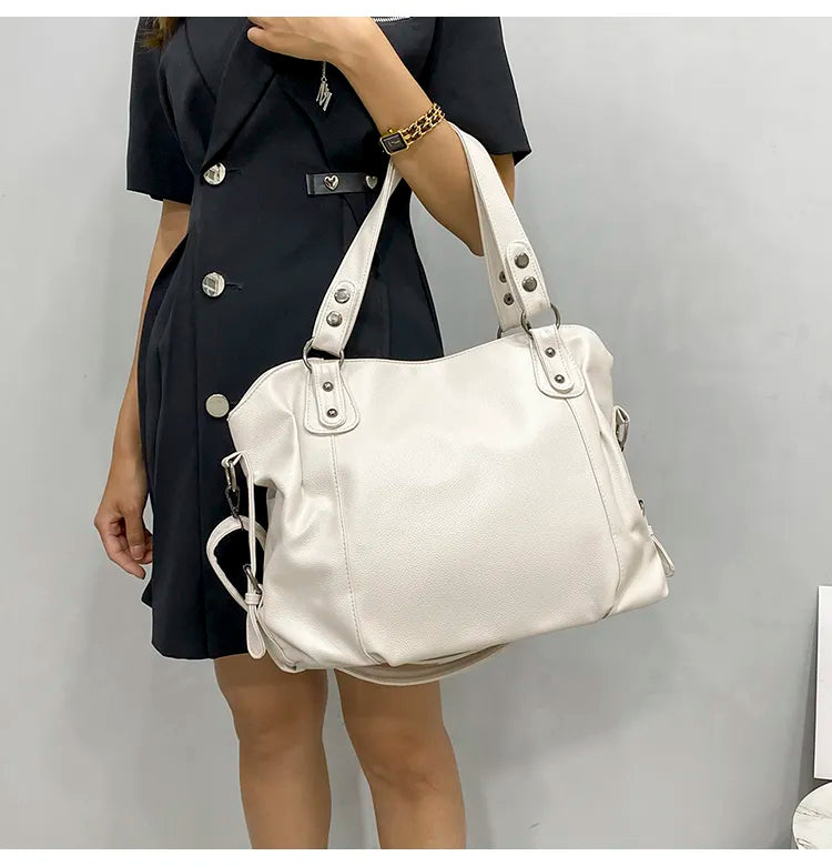 Elegant and Spacious Tote Bag