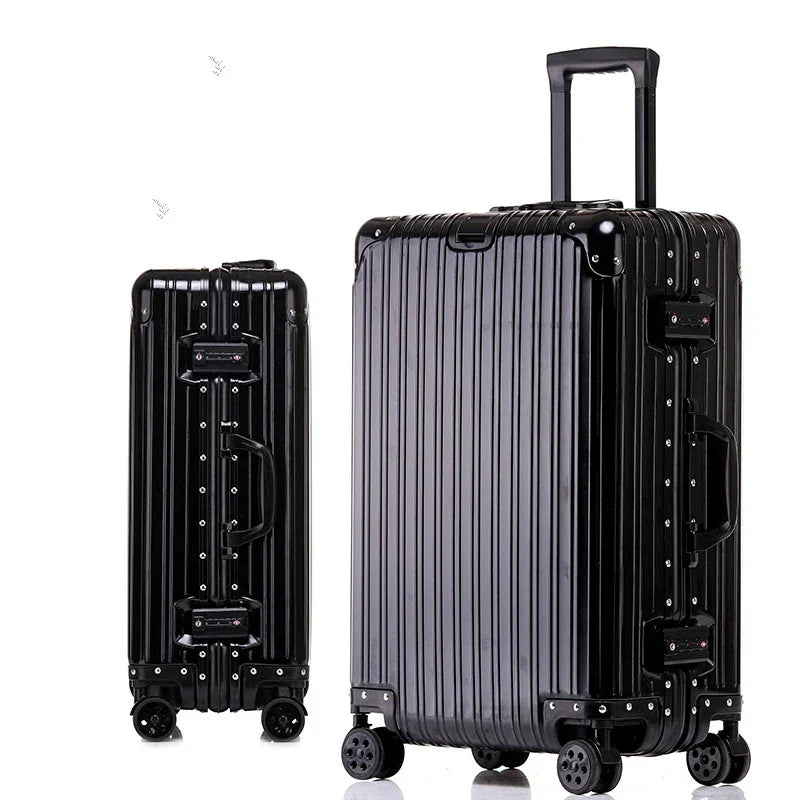 Elegant Hardshell Suitcase – Durable & Comfortable