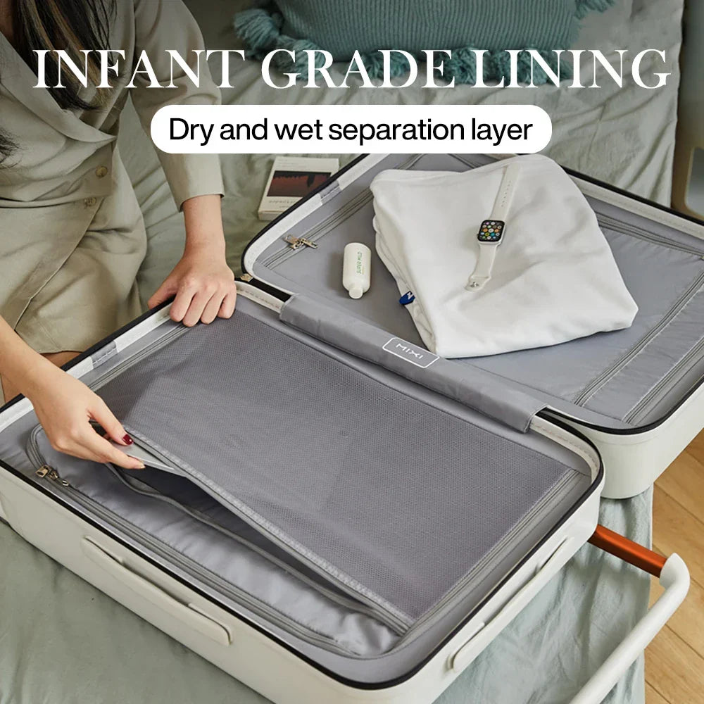 Hardshell Suitcase with Wide Handle – Sturdy & Comfortable Travel
