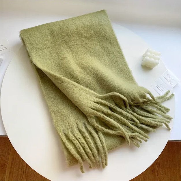 Luxurious Warm Scarf
