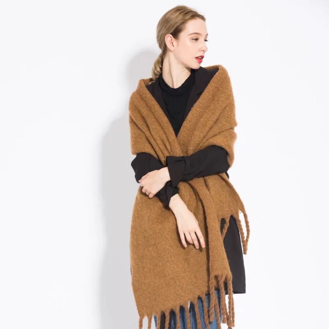 Luxurious Warm Scarf