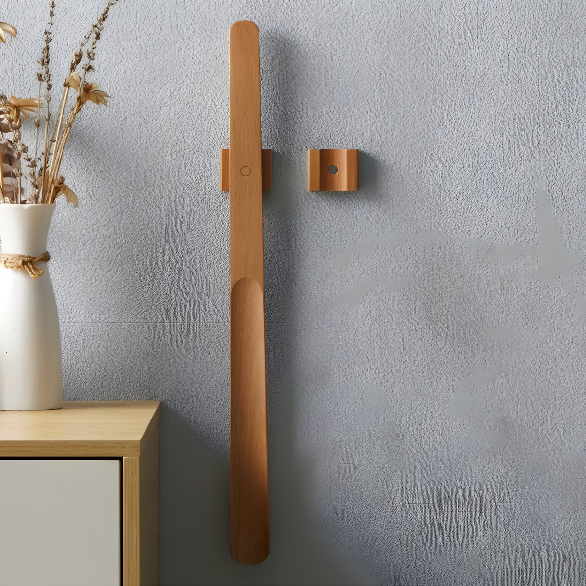 Magnetic Long Wooden Shoe Horn