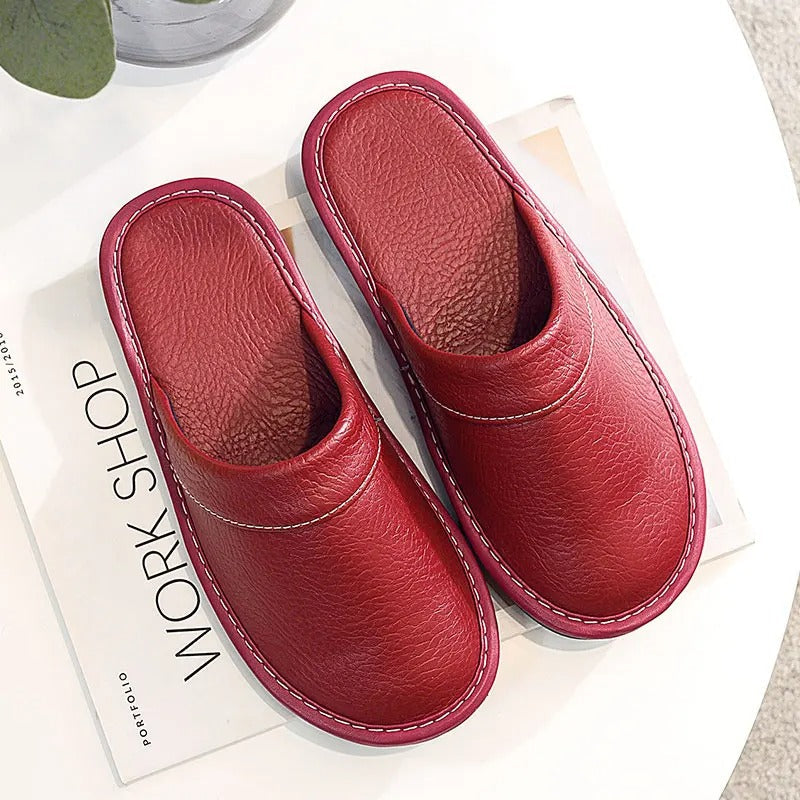 Men's Comfortable Slippers – Elegance & Relaxation