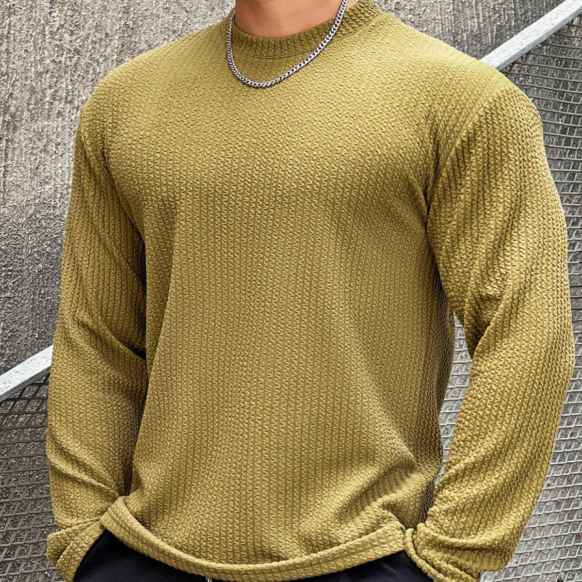 Men's Long-Sleeved Textured Pullover Sweater