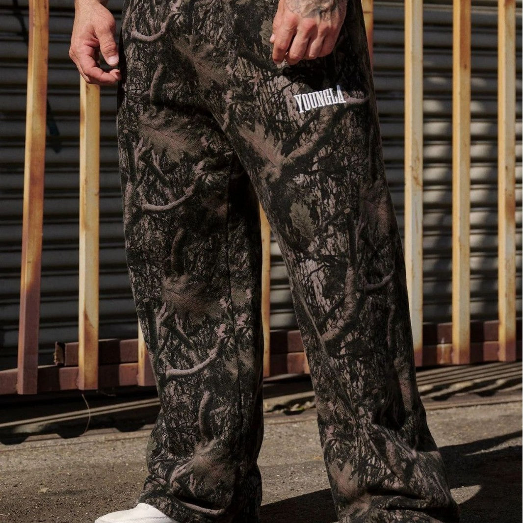 Men's Loose-Fit Camouflage Joggers with Elastic Waistband and Thigh Logo
