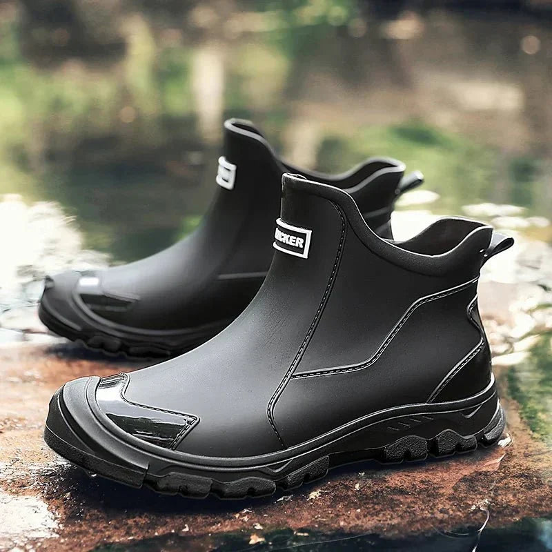 Men's Waterproof Terrain Boots with Insulated Sole