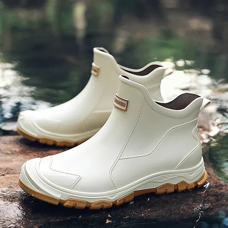 Men's Waterproof Terrain Boots with Insulated Sole