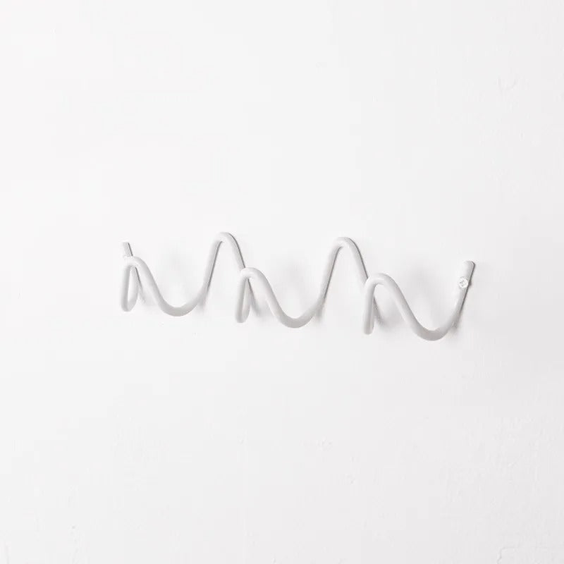 Modern Wavy Wall-Mounted Coat Rack – Stylish Multi-Hook Wall Coat Rack