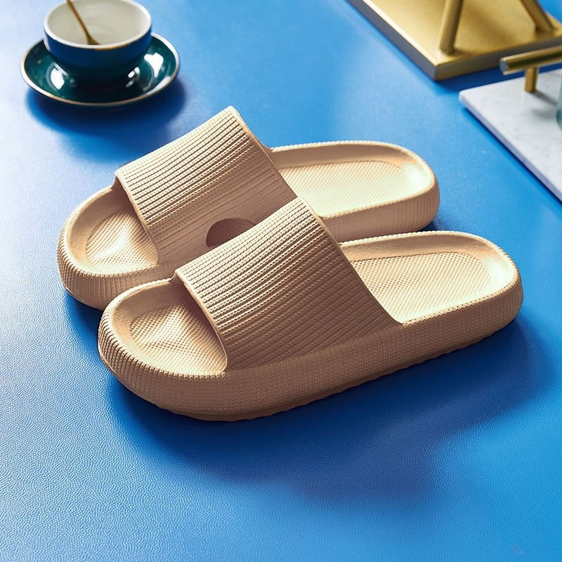Orthopedic Ultra-Comfortable Slippers – Walking on Clouds