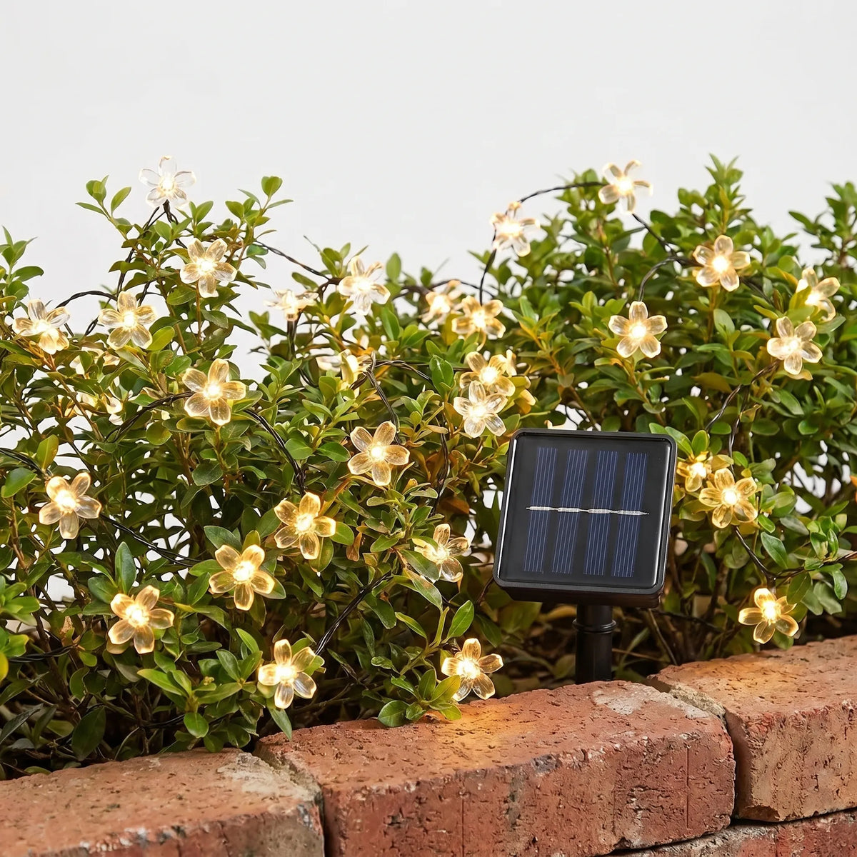 Outdoor Solar LED Flower String Lights for Garden