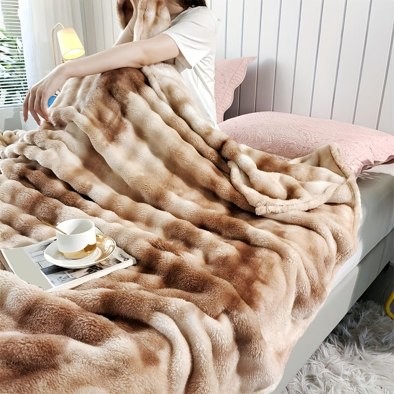 Soft and Warm All-Season Fleece Blanket for Bed, Couch, and Outdoor Use