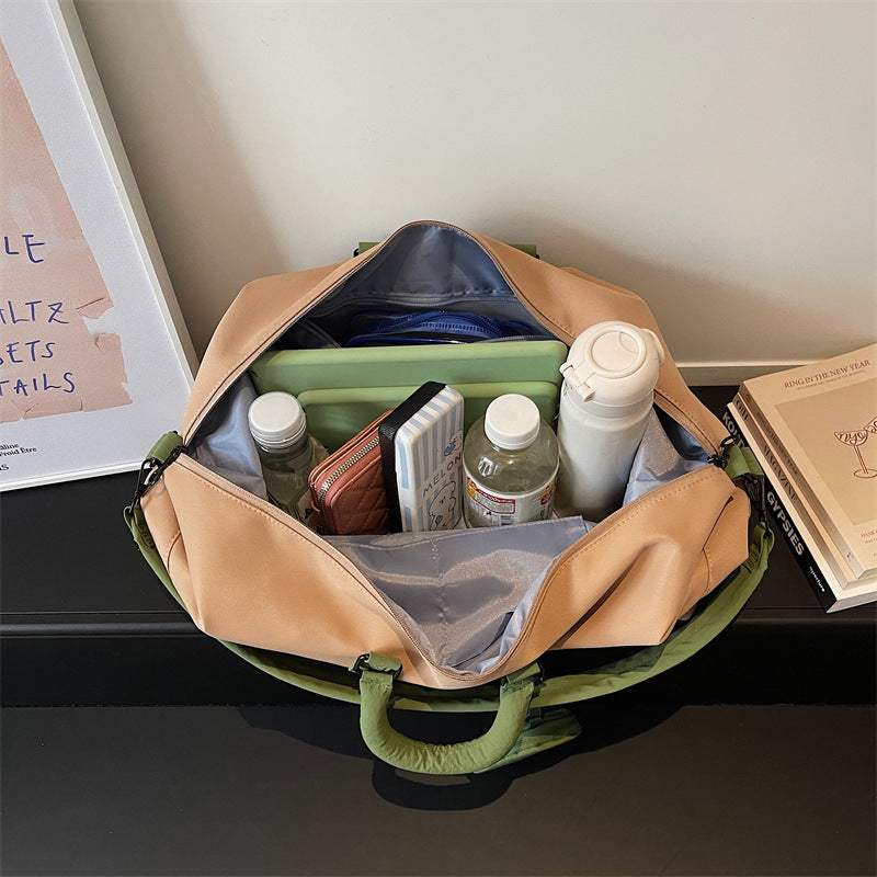 Travel Bag with Practical Accessories