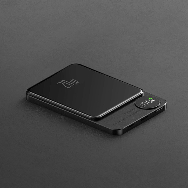 Ultra-Thin Magnetic Wireless Power Bank