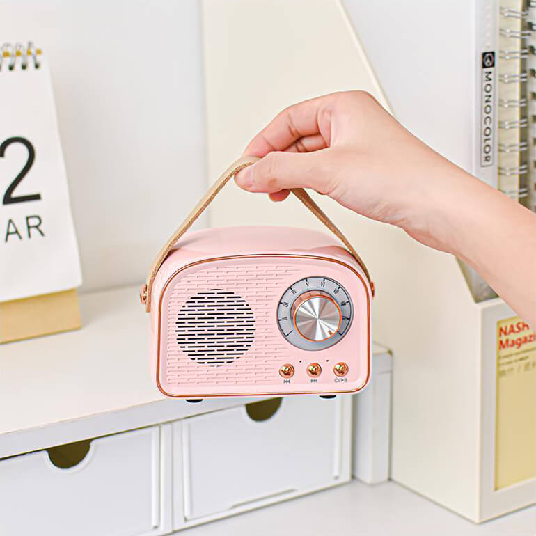 Vintage Bluetooth Speaker - Retro Sound, FM Radio