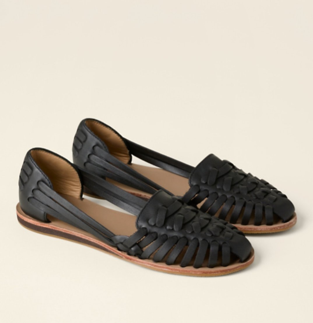 Women's Closed-Toe Flat Sandals
