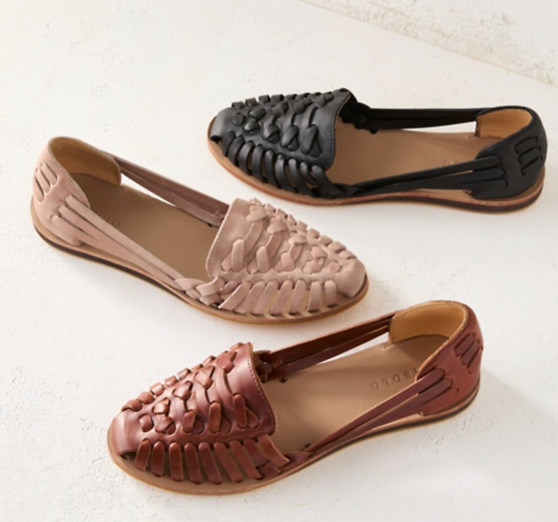 Women's Closed-Toe Flat Sandals