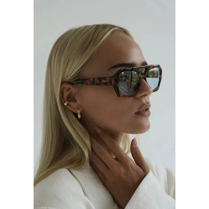 Women's Elegant Sunglasses