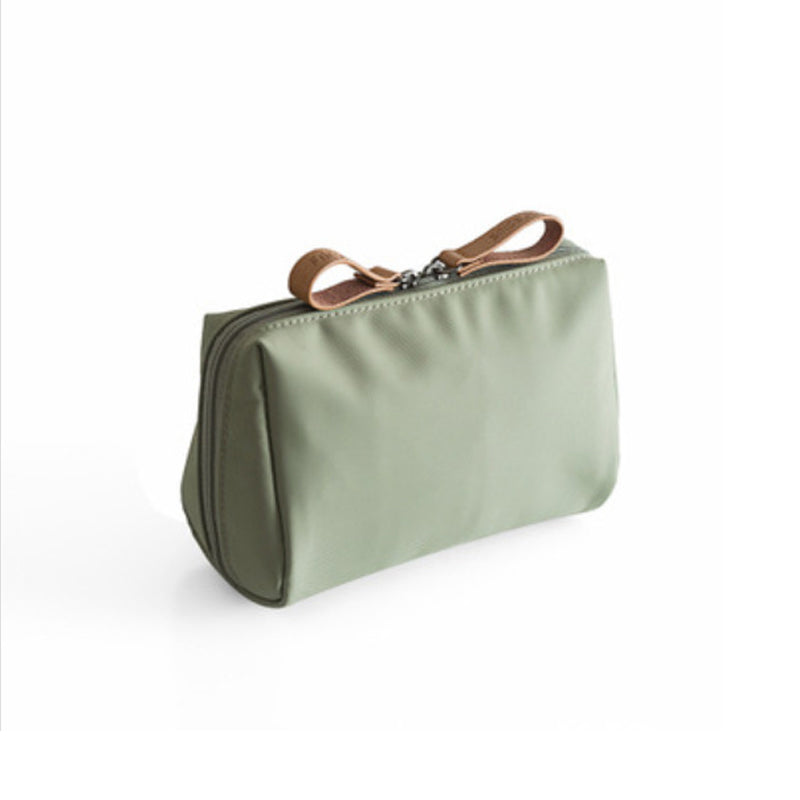 Women's Large-Capacity Travel Toiletry Bag in Multiple Colors