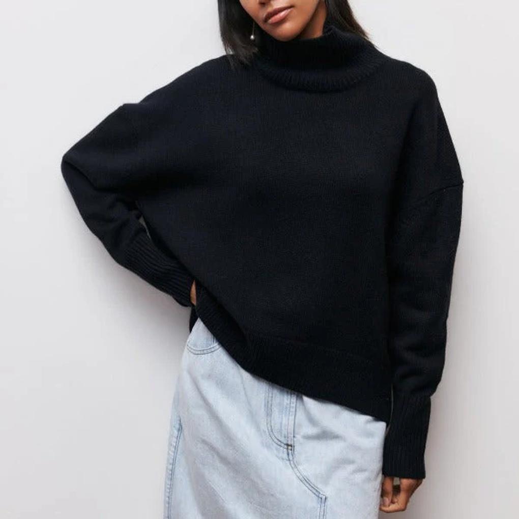 Women’s Roll-Neck Sweater